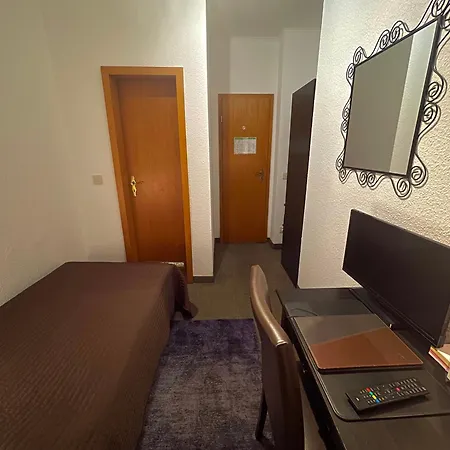 호텔 Parkhotel