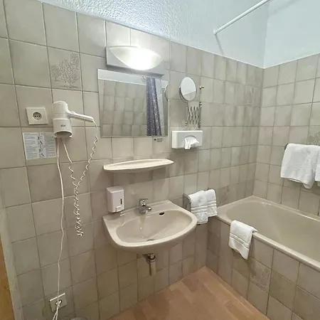 Parkhotel 호텔 에센