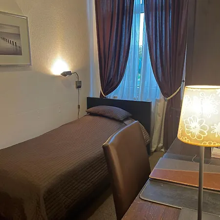 Parkhotel 호텔 3*